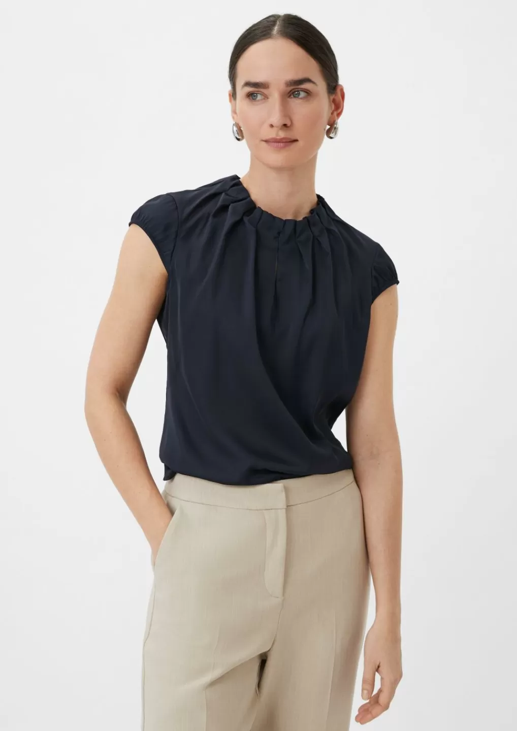 Best Sale Blouse en satin ornée de fronces Articles Durables | Chemisiers