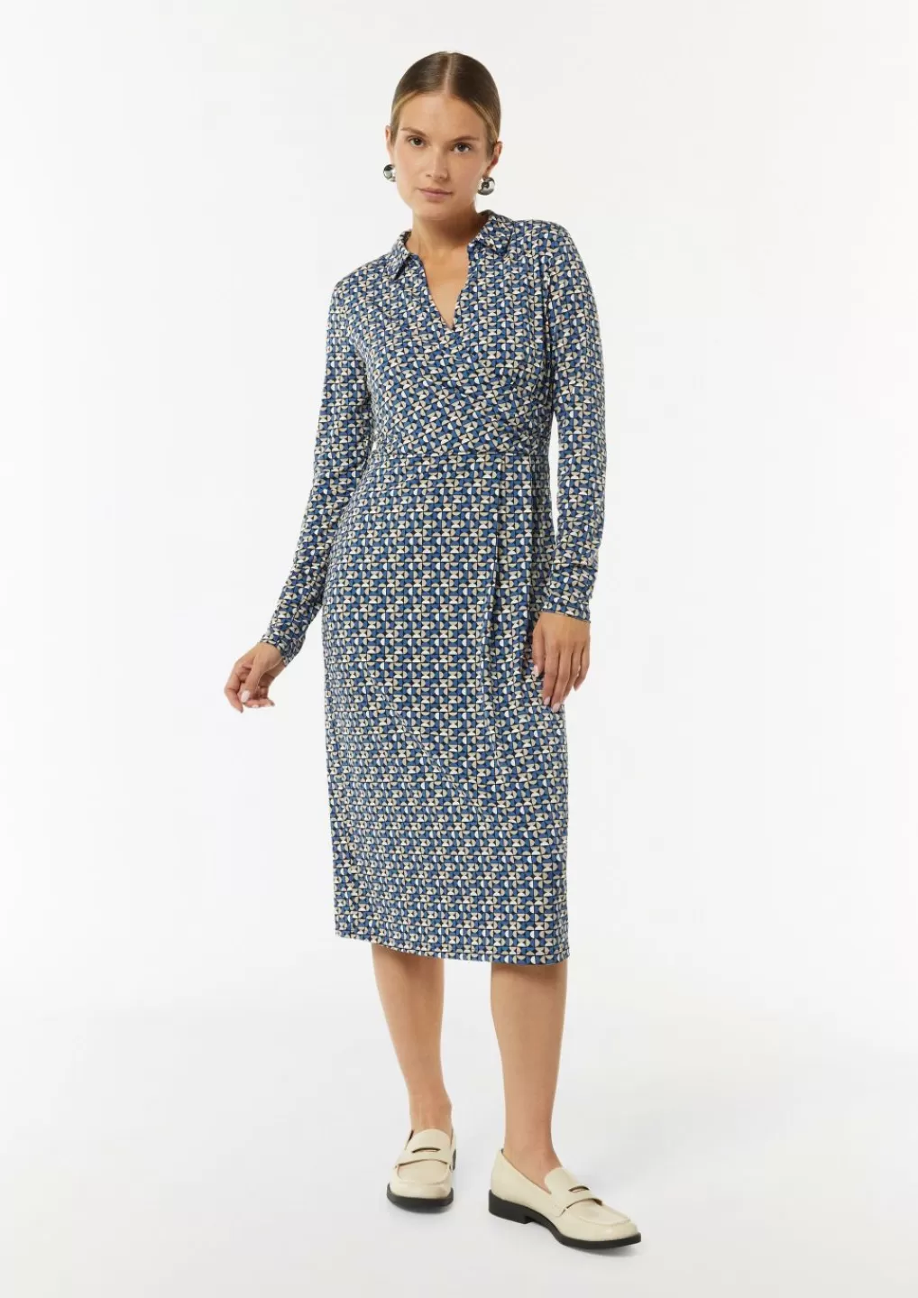 Shop Robe longueur midi à motif d’aspect cache-cœur Robes